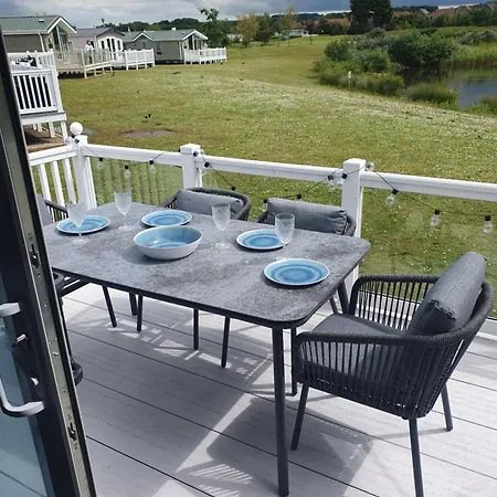 Primrose Valley Lakeside * Filey